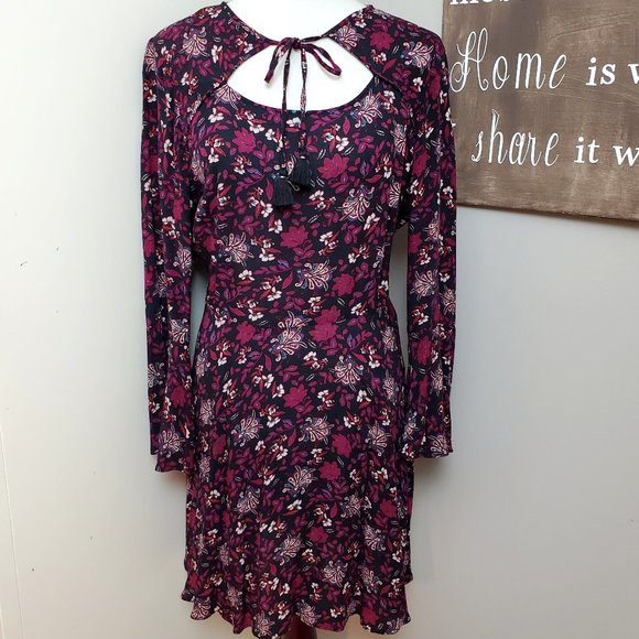 American Eagle Boho Floral Tassel Tie Dress - Picture 2 of 9